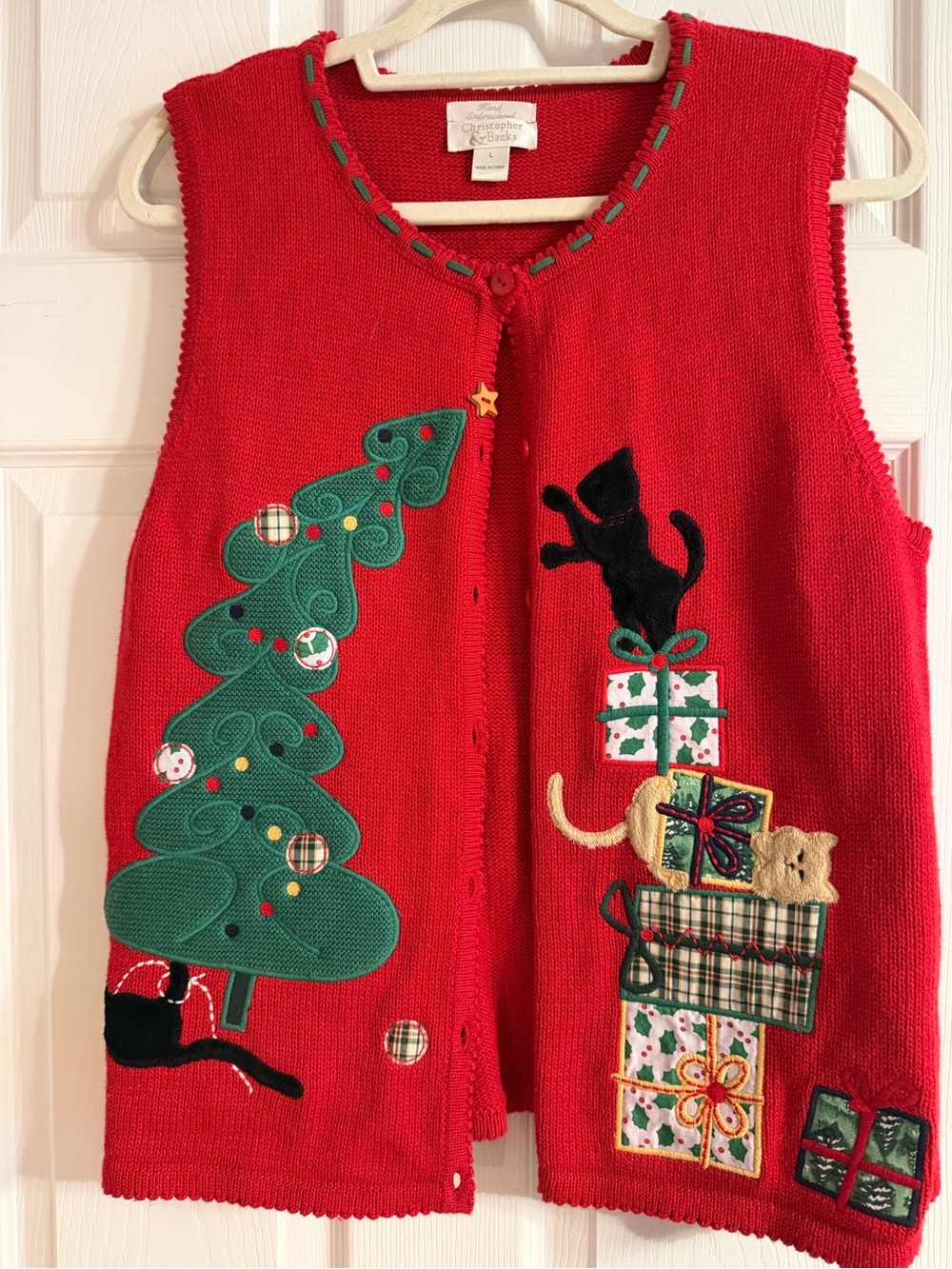 Christopher & Banks Red Knit Christmas Cat Tree Button Appliqué Vest Large